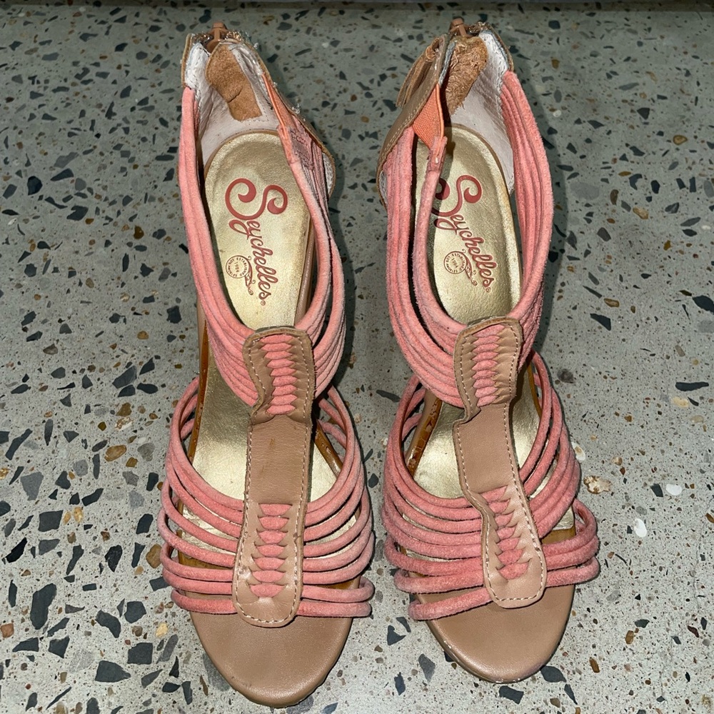 Seychelles coral strappy block heel